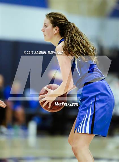 Thumbnail 3 in Ventura vs La Jolla Country Day photogallery.