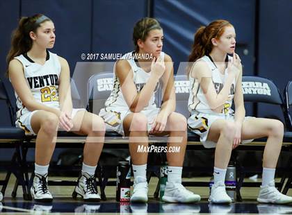 Thumbnail 2 in Ventura vs La Jolla Country Day photogallery.