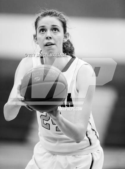 Thumbnail 1 in Ventura vs La Jolla Country Day photogallery.