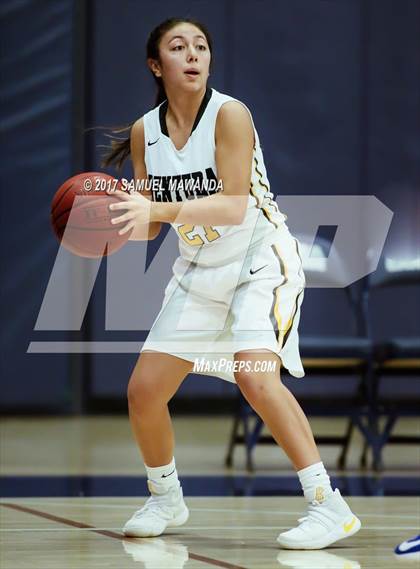Thumbnail 2 in Ventura vs La Jolla Country Day photogallery.