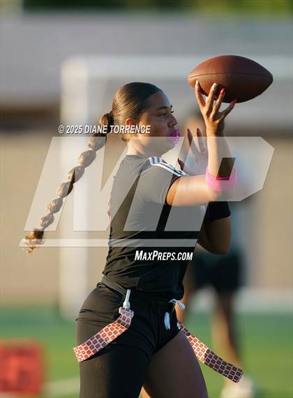 Thumbnail 1 in JSerra Catholic @ Orange Lutheran photogallery.
