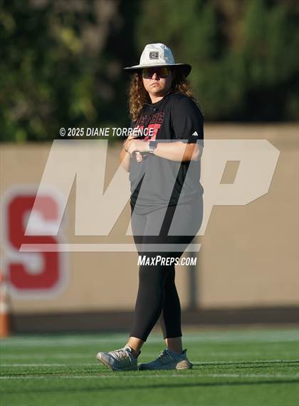 Thumbnail 2 in JSerra Catholic @ Orange Lutheran photogallery.