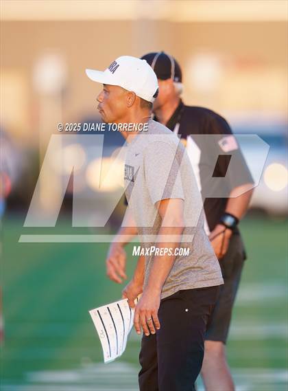 Thumbnail 1 in JSerra Catholic @ Orange Lutheran photogallery.