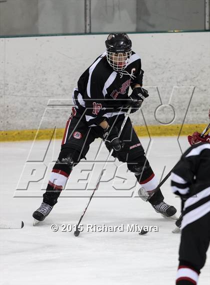 Thumbnail 2 in Bedford @ Pinkerton photogallery.