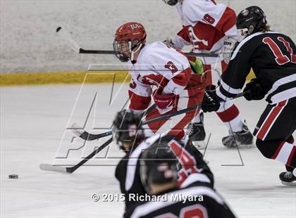Thumbnail 1 in Bedford @ Pinkerton photogallery.