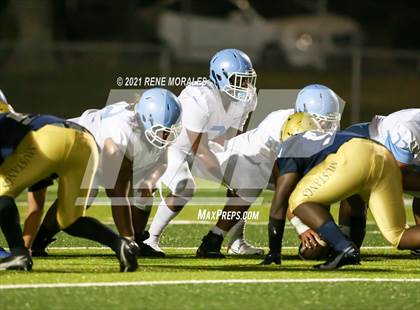 Thumbnail 2 in Carson vs Muir photogallery.