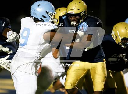 Thumbnail 3 in Carson vs Muir photogallery.