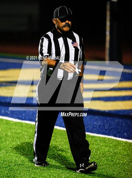 Thumbnail 3 in Carson vs Muir photogallery.