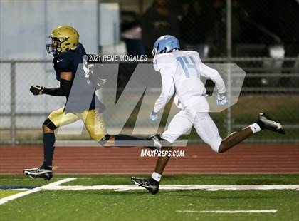 Thumbnail 2 in Carson vs Muir photogallery.