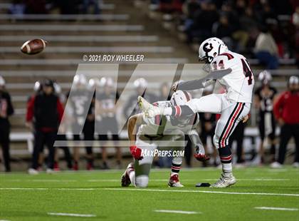 Thumbnail 1 in Gruver vs New Home (UIL 2A Area Playoff) photogallery.