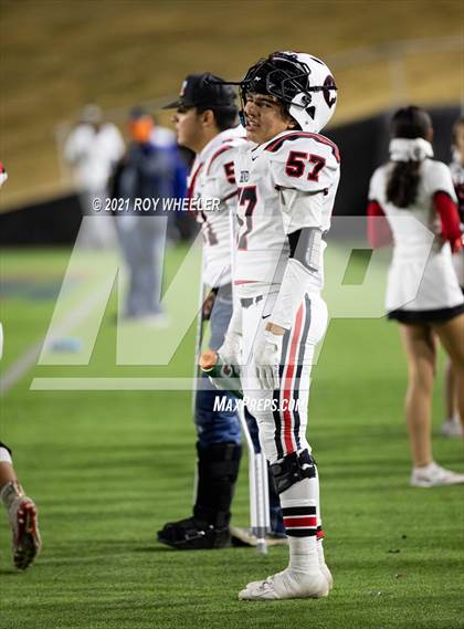 Thumbnail 2 in Gruver vs New Home (UIL 2A Area Playoff) photogallery.