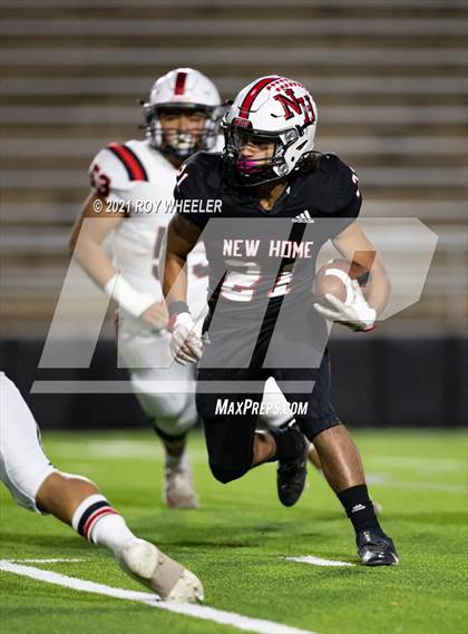 Thumbnail 3 in Gruver vs New Home (UIL 2A Area Playoff) photogallery.