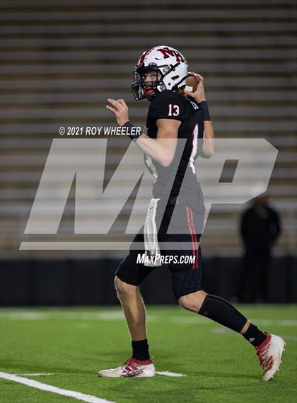 Thumbnail 2 in Gruver vs New Home (UIL 2A Area Playoff) photogallery.