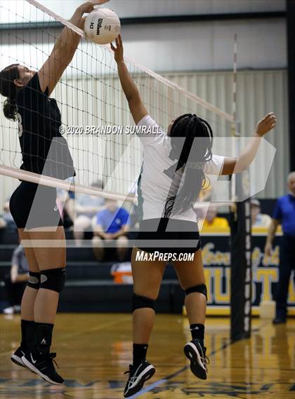 Thumbnail 3 in Isabella vs Millry (Mustang Invitational) photogallery.
