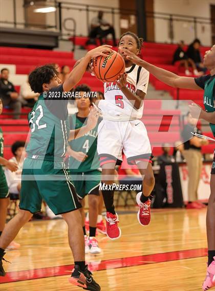 Thumbnail 1 in Pflugerville Connally @ Manor photogallery.