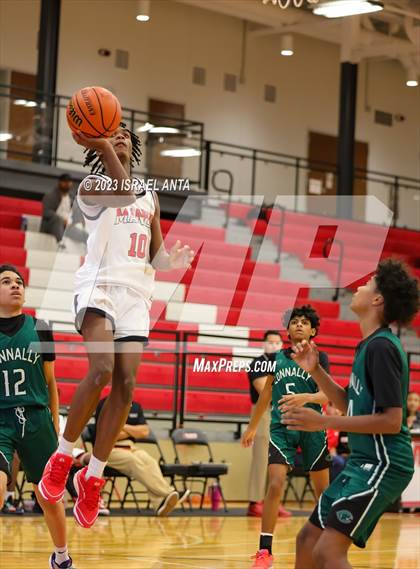 Thumbnail 2 in Pflugerville Connally @ Manor photogallery.