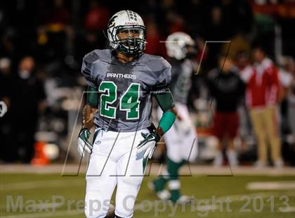 Thumbnail 2 in Fort Zumwalt South @ Fort Zumwalt North (MSHSAA District Playoff) photogallery.