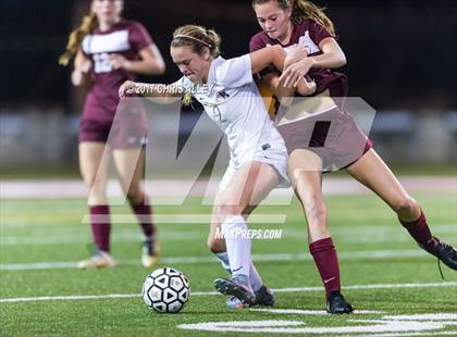 Thumbnail 2 in Dobyns-Bennett vs. Tennessee photogallery.