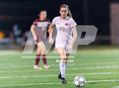 Thumbnail 3 in Dobyns-Bennett vs. Tennessee photogallery.