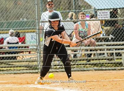 Thumbnail 2 in Roanoke Rapids vs. Havelock photogallery.