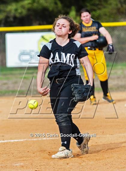 Thumbnail 3 in Roanoke Rapids vs. Havelock photogallery.