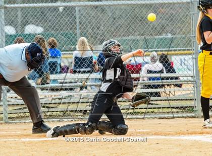 Thumbnail 3 in Roanoke Rapids vs. Havelock photogallery.