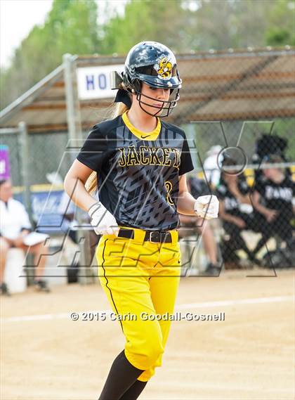 Thumbnail 1 in Roanoke Rapids vs. Havelock photogallery.