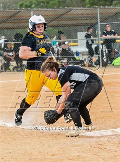 Thumbnail 2 in Roanoke Rapids vs. Havelock photogallery.