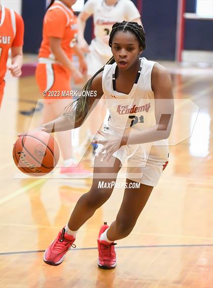 Thumbnail 1 in Scottsdale Christian Academy vs. Sprague (OR)  - (Cactus Jam Tournament) photogallery.