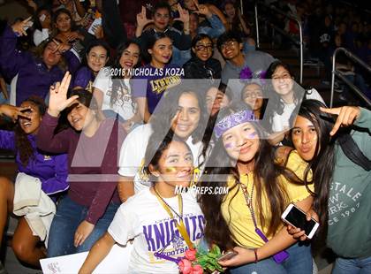 Thumbnail 3 in Warren vs. Lynwood photogallery.