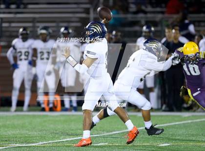 Thumbnail 3 in Warren vs. Lynwood photogallery.
