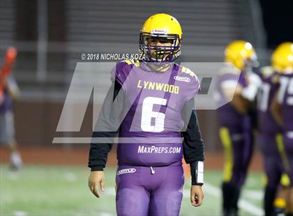 Thumbnail 3 in Warren vs. Lynwood photogallery.