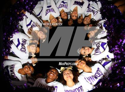 Thumbnail 3 in Warren vs. Lynwood photogallery.