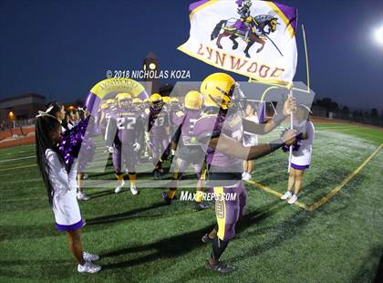 Thumbnail 2 in Warren vs. Lynwood photogallery.