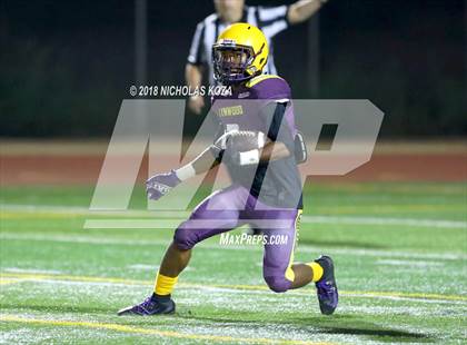Thumbnail 2 in Warren vs. Lynwood photogallery.