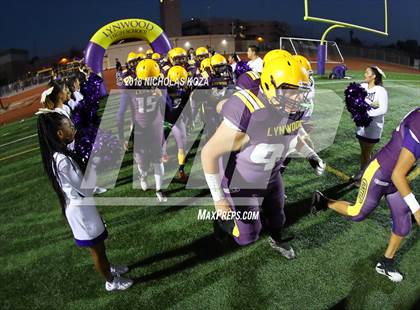 Thumbnail 1 in Warren vs. Lynwood photogallery.