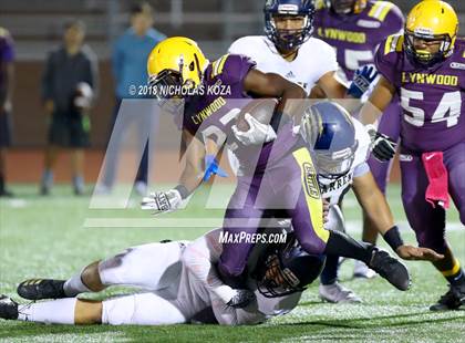 Thumbnail 2 in Warren vs. Lynwood photogallery.