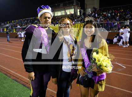 Thumbnail 1 in Warren vs. Lynwood photogallery.