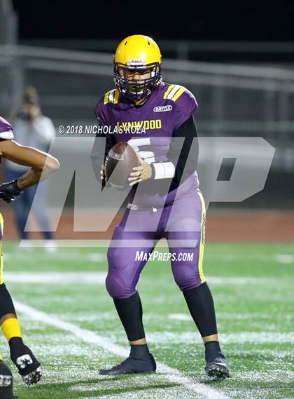 Thumbnail 3 in Warren vs. Lynwood photogallery.