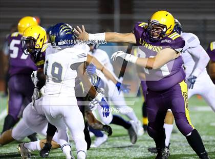 Thumbnail 1 in Warren vs. Lynwood photogallery.