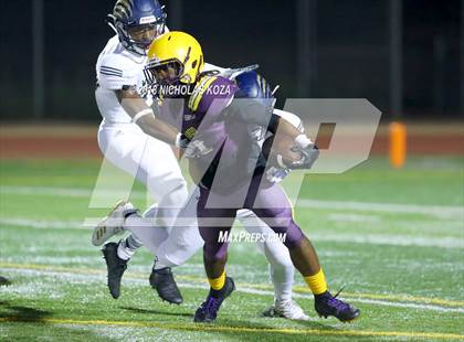 Thumbnail 1 in Warren vs. Lynwood photogallery.