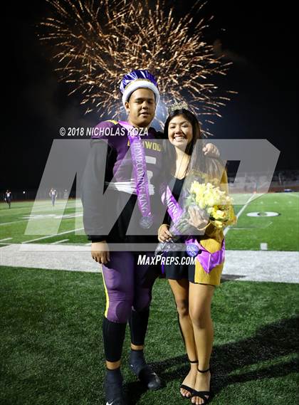 Thumbnail 2 in Warren vs. Lynwood photogallery.
