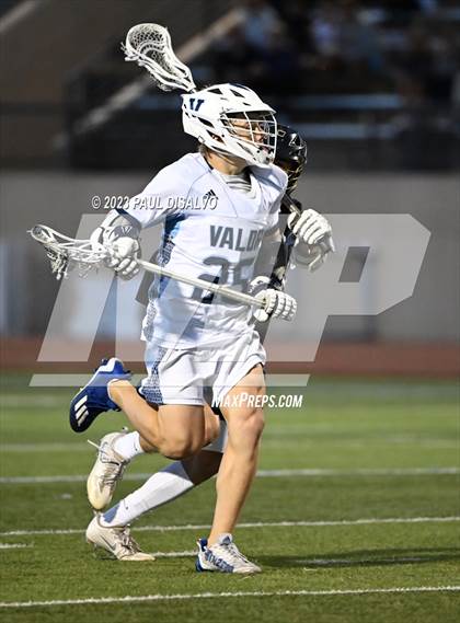 Thumbnail 3 in Arapahoe @ Valor Christian (CHSAA 5A Q-Final) photogallery.