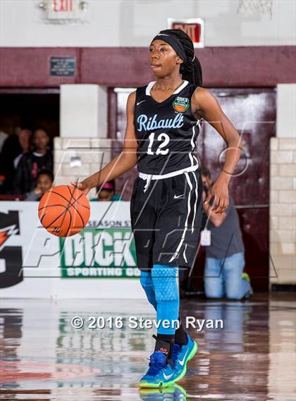 Thumbnail 2 in Seton Catholic vs. Ribault (DICK's National Tournament Semifinals) photogallery.