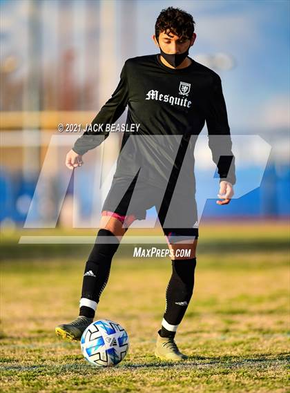 Thumbnail 2 in Mingus @ Mesquite photogallery.