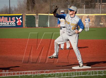 Thumbnail 3 in Newport Central Catholic vs McNicholas photogallery.