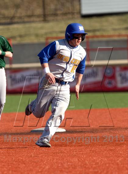 Thumbnail 1 in Newport Central Catholic vs McNicholas photogallery.
