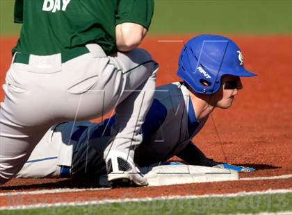 Thumbnail 1 in Newport Central Catholic vs McNicholas photogallery.