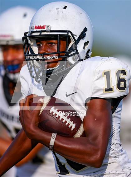 Thumbnail 2 in JV: Conroe @ Grand Oaks (orange) photogallery.