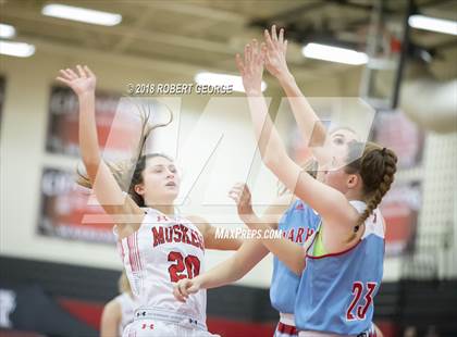 Thumbnail 2 in Arrowhead @ Muskego photogallery.